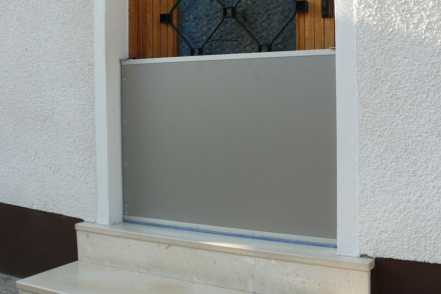 Panelna protipoplavna zaščita WHS - protipoplavna zaščita vrat in oken